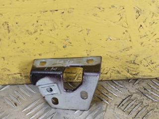 крепление ( кронштейн ) крыла Chevrolet Traverse 2 поколение [рестайлинг] 2022, 3.6 л., бензин, АКПП, внедорожник 5 дв., передний привод, 84921337