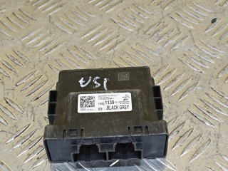 Блок управления бесключевым доступом Chevrolet Equinox 3 поколение 2018, 1.5 л., бензин, АКПП, серебристый, внедорожник 5 дв., 13521139