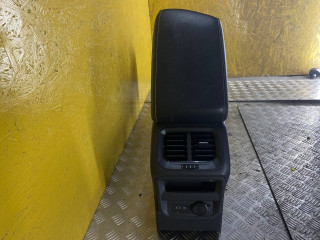 консоль салона Volkswagen Tiguan 2 поколение [рестайлинг] 2021, 2.0 л., бензин, АКПП, передний привод, 5NN863