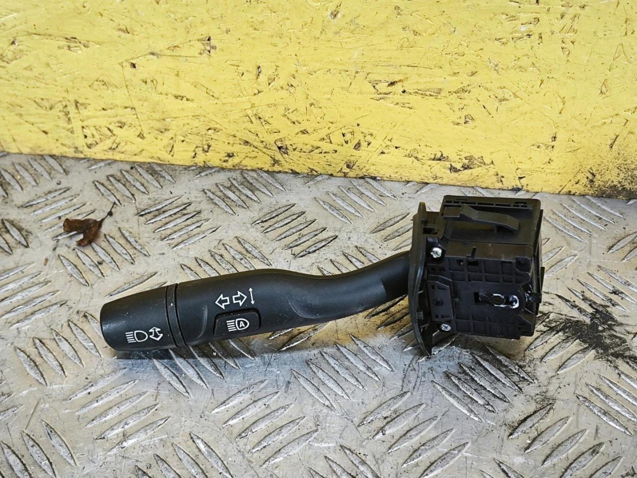 переключатель поворотов Chevrolet Bolt EUV 1 поколение 2023, электро, передний привод, 84597289 - фото №1