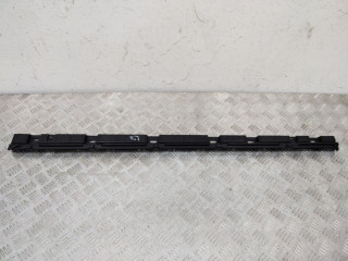 Кронштейн крепления порога BMW 7 серия F01/F02 2011, 7187101
