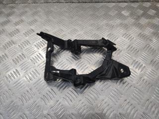 кронштейн (крепление) Toyota Land Cruiser 12 поколение J300 2021, 8148260130