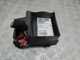 блок предохранителей Renault Espace 4 поколение 2006, 2.0 л., дизель, 8200639917