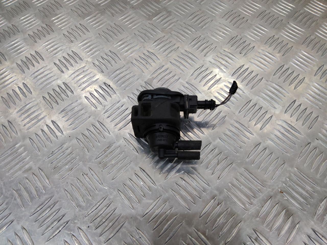 клапан управления турбиной (актуатор) Renault Megane 3 поколение 2009, 1.5 л., дизель, 8200575400 - фото №1