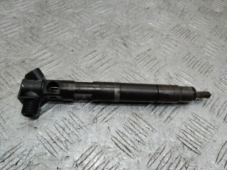 форсунка Mercedes-Benz CLA-Класс C117 2013, 2.2 л., дизель, A6510702387