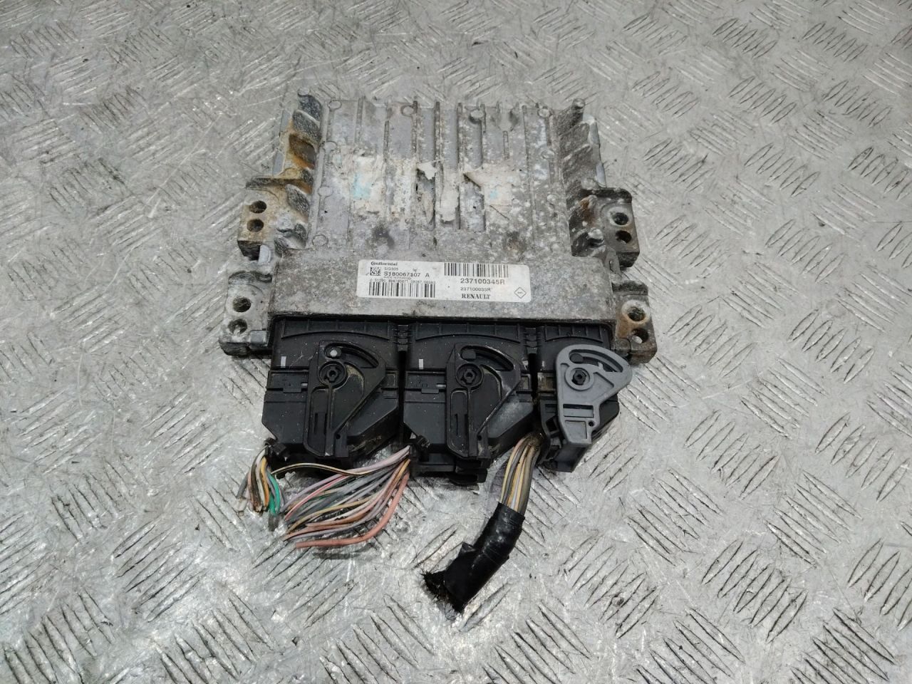 блок управления двигателем Renault Megane 3 поколение 2010, 1.5 л., дизель, МКПП, 237100345R - фото №1