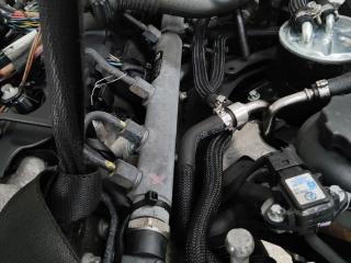 топливная рампа Mercedes-Benz C-Класс W203/S203/CL203 2003, 2.2 л., OM 646.962, дизель, A6110700395
