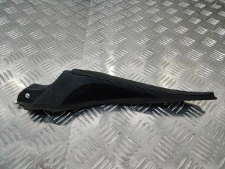 молдинг лобового стекла Renault Megane 3 поколение 2009, 668620007R