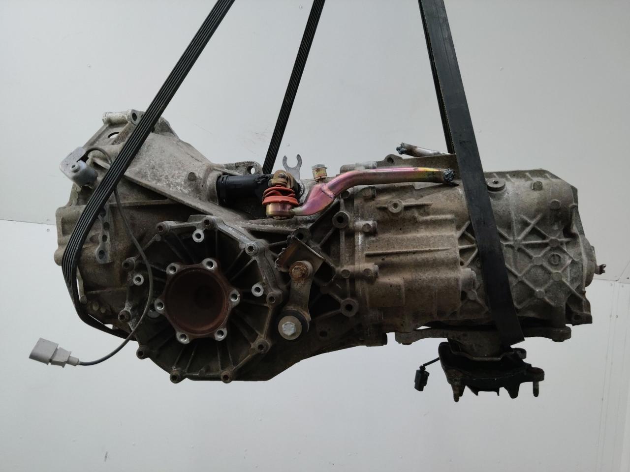 КПП механическая (МКПП) Audi A6 4F/C6 2006, 2.7 л., дизель, HVD, 0A2300040J - фото №1