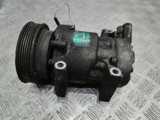 компрессор кондиционера Renault Clio 2 поколение 2002, 1.4 л., бензин, 7700273801