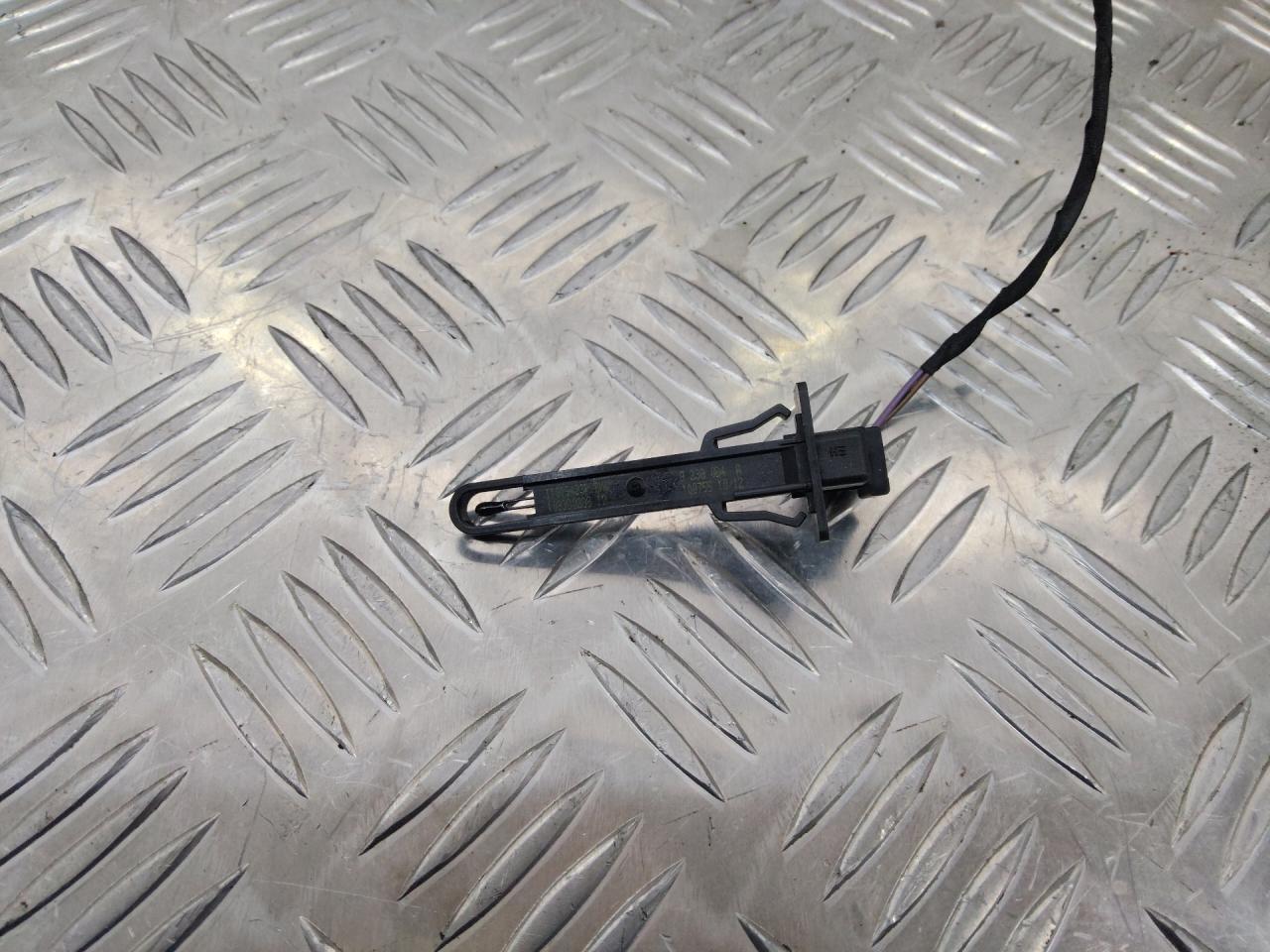 датчик температуры BMW 3 серия F30/F31/F34 2012, 9238085 - фото №1