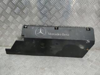 декоративная крышка двигателя Mercedes-Benz Atego 1 поколение 2008, 6.4 л., дизель, A9060742247