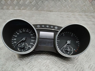 щиток приборов (приборная панель) Mercedes-Benz M-Класс W164 2007, A1645408947