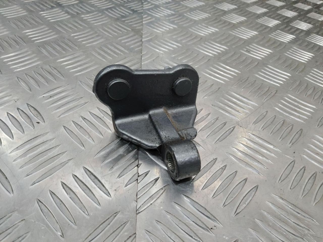 петля двери Mercedes-Benz E-Класс W212/S212/C207/A207 2011 - фото №1