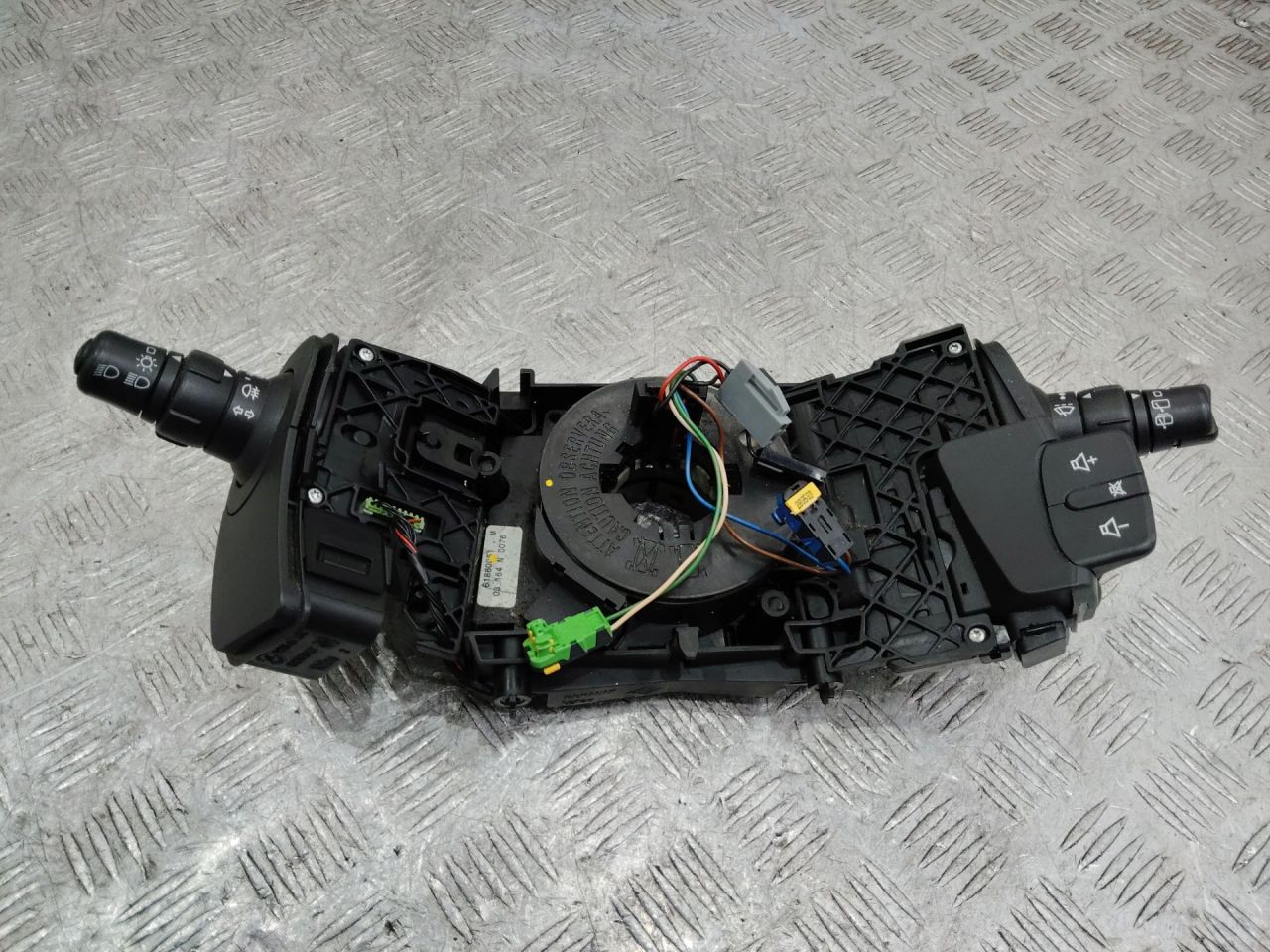 переключатель подрулевой (стрекоза) Renault Scenic 2 поколение 2004, 8200127727 - фото №1
