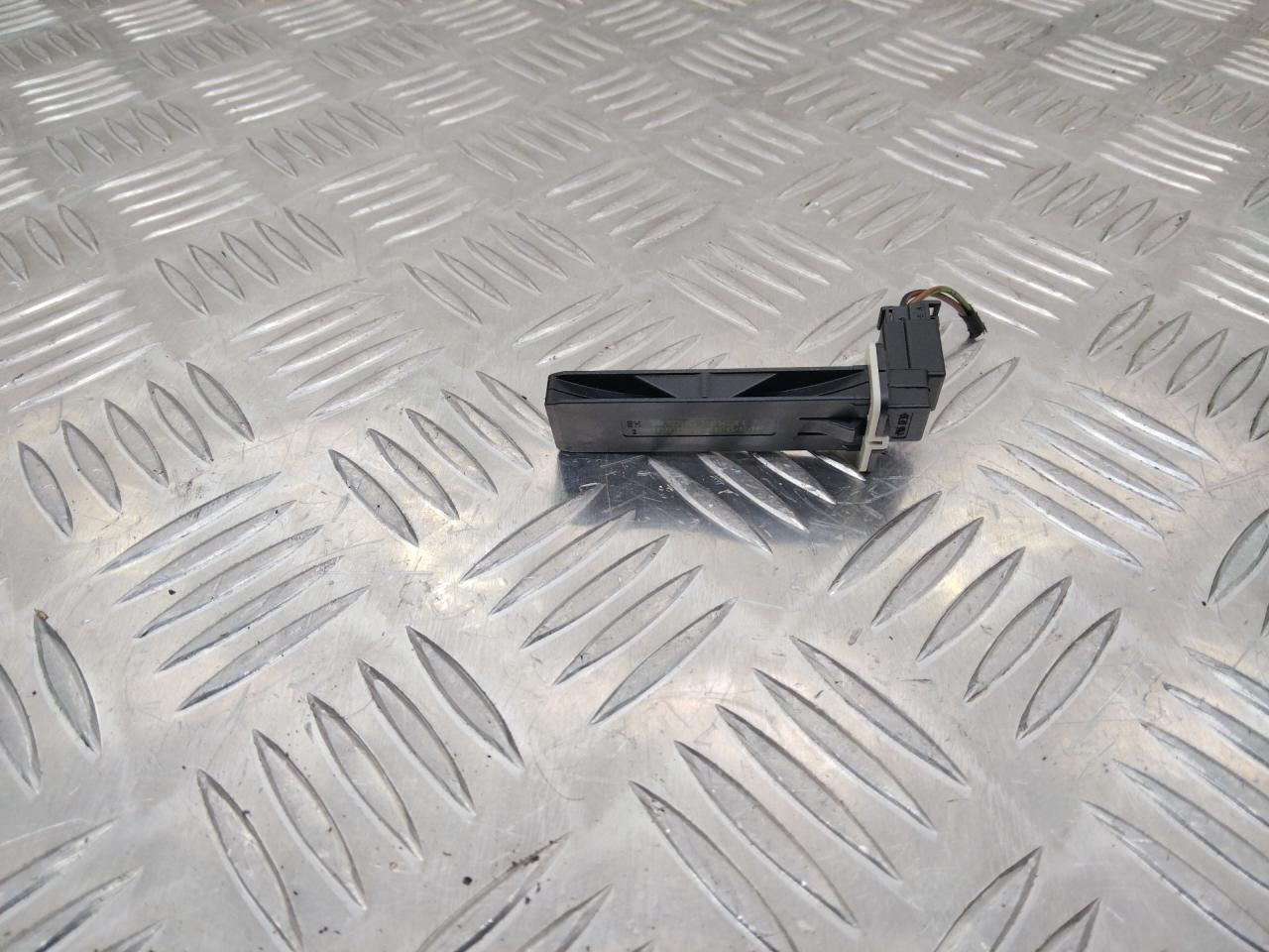 датчик температуры BMW 3 серия F30/F31/F34 2012, 9238085 - фото №1