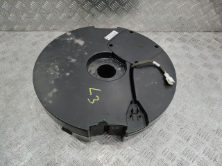 сабвуфер Audi Q5 8R 2011, 8R0035382