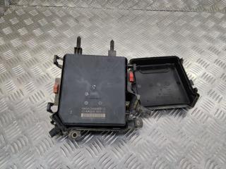 блок предохранителей Renault Megane 3 поколение 2008, 284B0009R