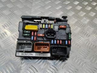 блок предохранителей Citroen C3 Picasso 1 поколение 2010, 9667199780, R09