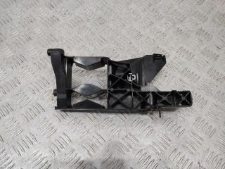 крепление фары правой Audi A6 4G/C7 2012, 4G0805608