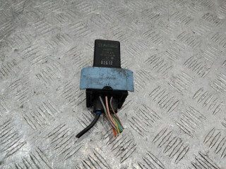 реле накала свечей Citroen C5 2 поколение 2013, 1.6 л., дизель, 9802424080