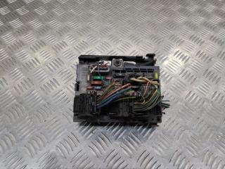 блок предохранителей Peugeot 5008 2 поколение 2017, 9807028580, R02