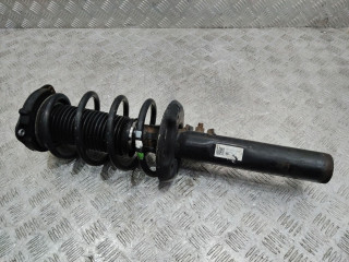 стойка передняя правая Audi Q3 8U 2012, 5N0413031