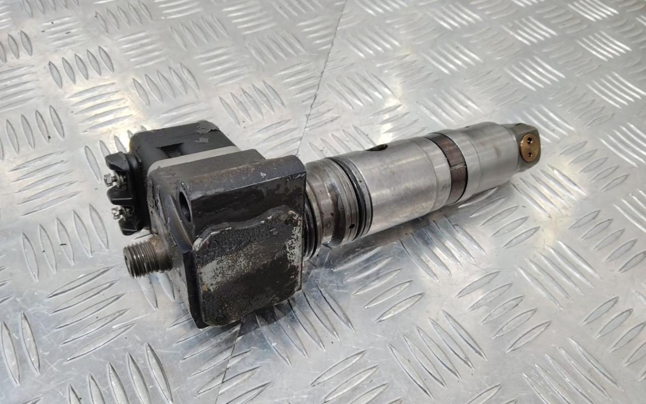 форсунка Mercedes-Benz Atego 1 поколение 2003, 6.4 л., дизель, A0280746902 - фото №1