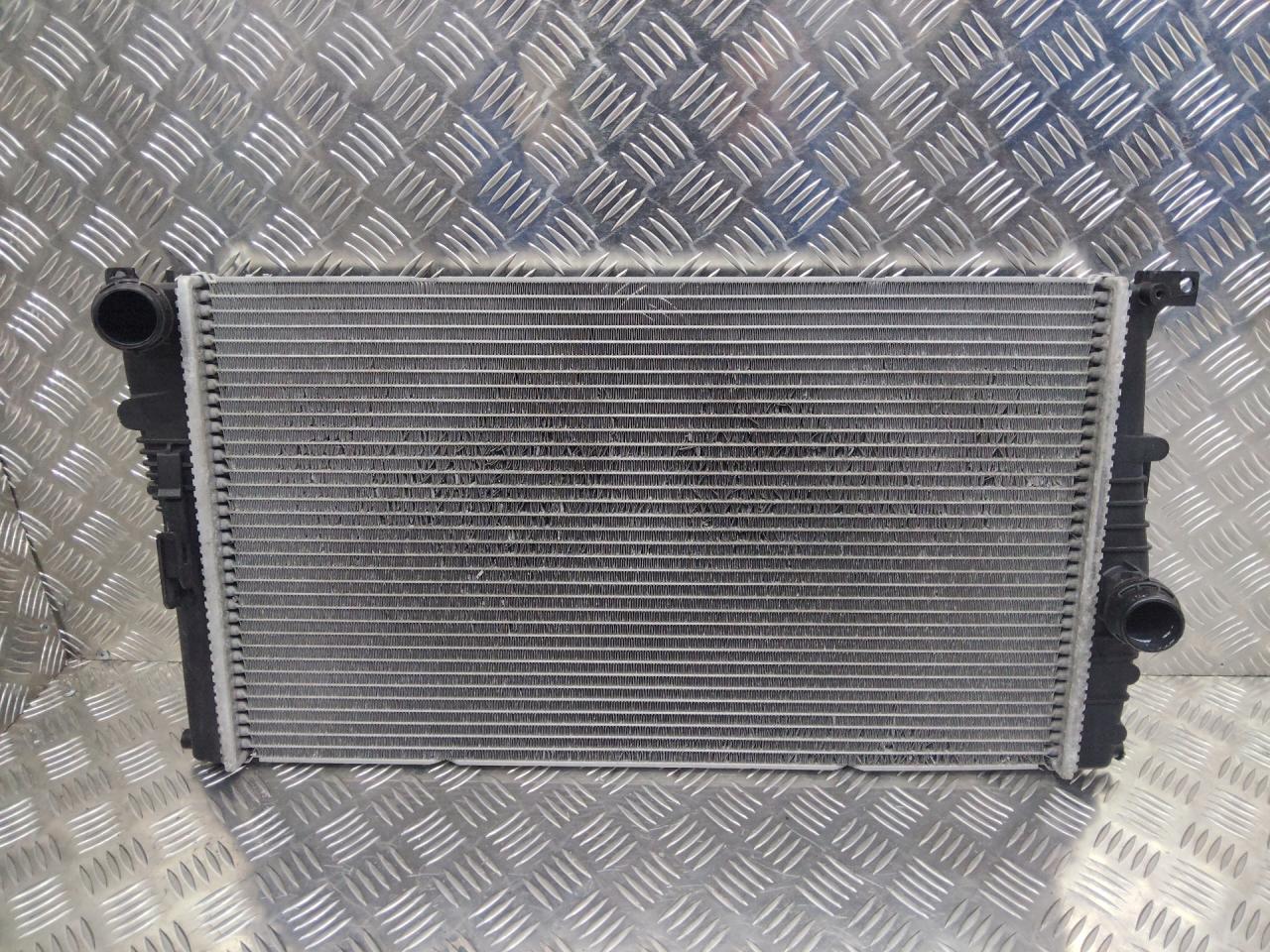 радиатор (основной) BMW 3 серия F30/F31/F34 2012, 2.0 л., дизель, 7600511 - фото №1