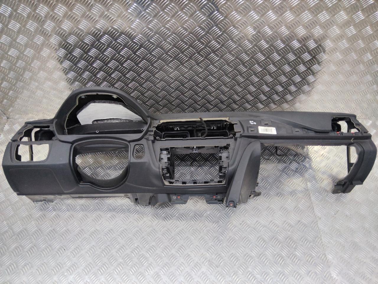 панель передняя салона (торпедо) BMW 3 серия F30/F31/F34 2012, 9228278 - фото №1