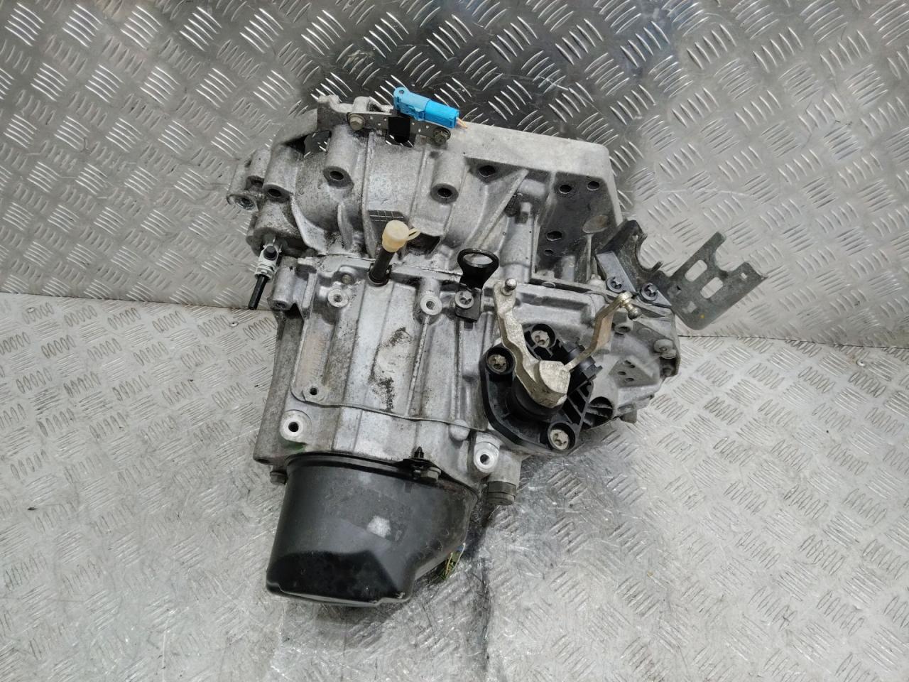 КПП механическая (МКПП) Renault Megane 2 поколение 2004, 1.4 л., бензин, JH3105 - фото №1