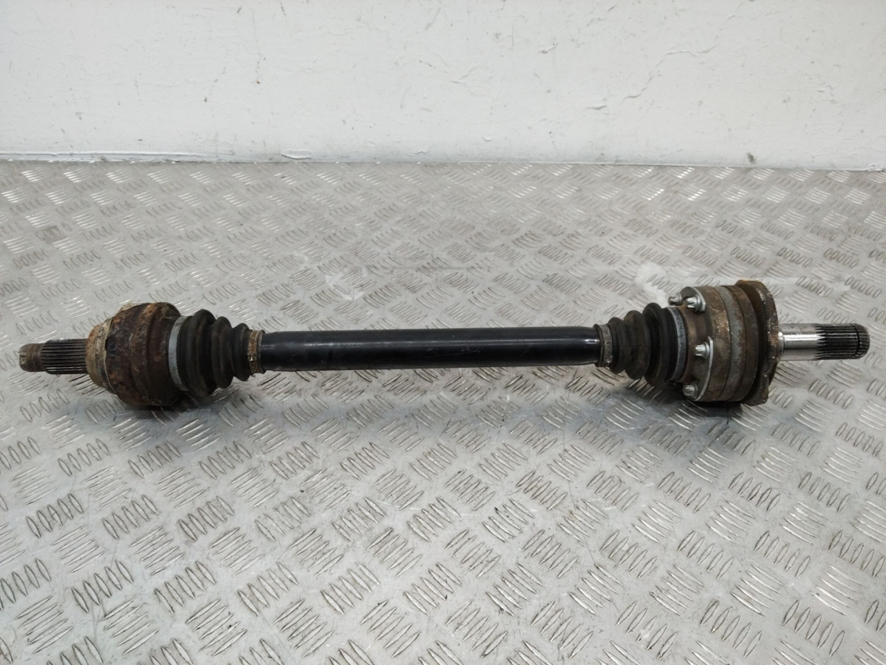 полуось (приводной вал, ШРУС) BMW 5 серия E60/E61 2007, 3.0 л., дизель, седан - фото №1