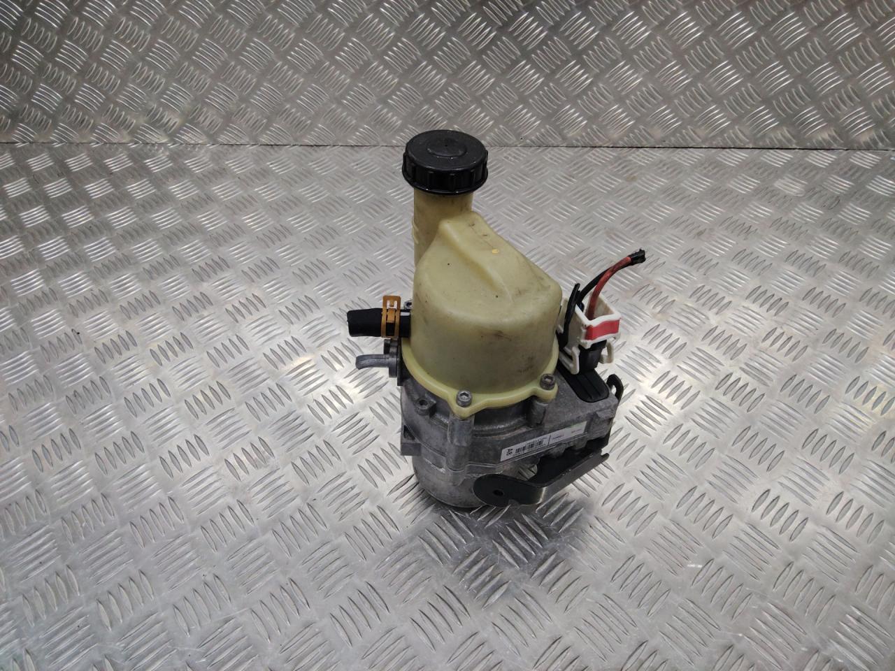 электрогидроусилитель руля Renault Duster 1 поколение 2013, 491100611R - фото №1