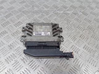 блок управления двигателем Renault Scenic 2 поколение 2003, 8200272464