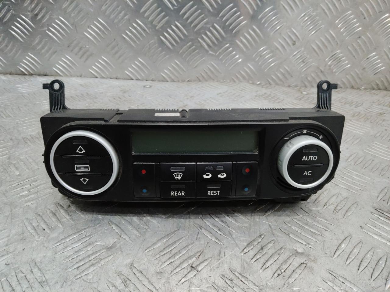 блок управления печки / климат-контроля Volkswagen Transporter T5 2008, 7H5907040D, 7H5907040 - фото №1