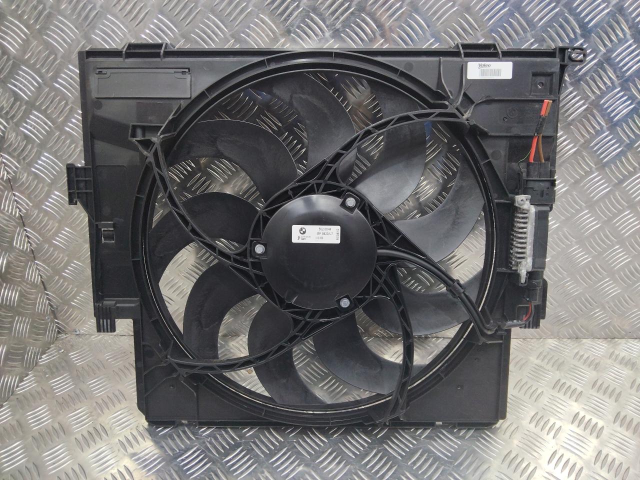 вентилятор радиатора BMW 3 серия F30/F31/F34 2012, 2.0 л., дизель, 5020644 - фото №1