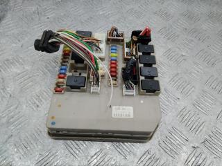 блок предохранителей Renault Clio 3 поколение 2007, МКПП, 902663A