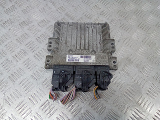 блок управления двигателем Renault Scenic 3 поколение 2012, 1.5 л., дизель, 237102426R