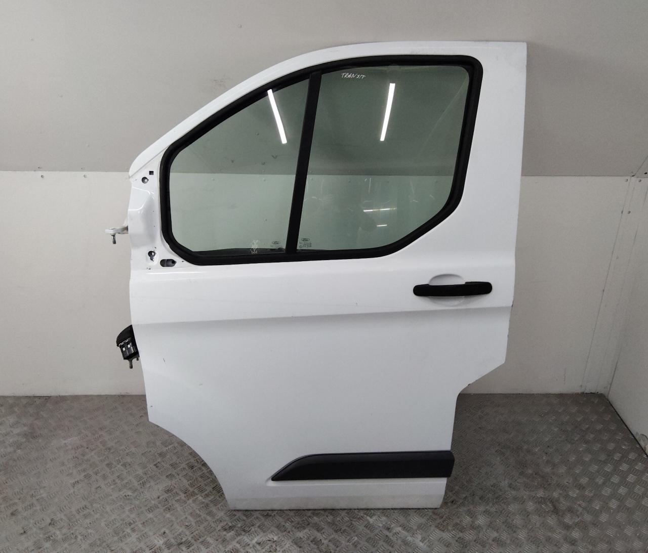 дверь передняя левая Ford Transit Custom 1 поколение 2014 - фото №1