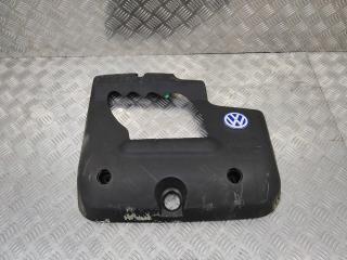 декоративная крышка двигателя Volkswagen Golf 4 поколение 1998, 2.0 л., бензин, 06A103925AD