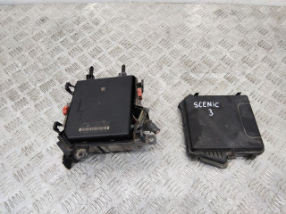 блок предохранителей Renault Scenic 3 поколение [2-й рестайлинг] 2014, 1.5 л., K9K 636, дизель, МКПП, 284B62069R