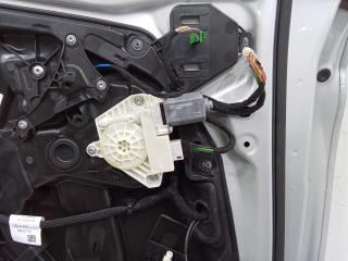 моторчик стеклоподъемника передний левый Mercedes-Benz GLC Coupe C253 2018, A2139069901