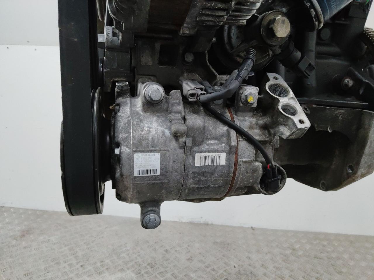 компрессор кондиционера Dacia Duster 1 поколение 2011, 1.5 л., K9K 898, дизель, 8200939386 - фото №1