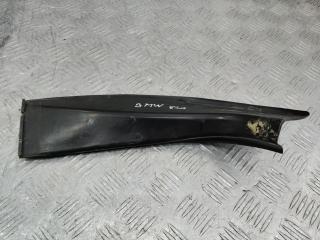 водосток крышки багажника BMW 5 серия F07/F10/F11 2010, 7204376