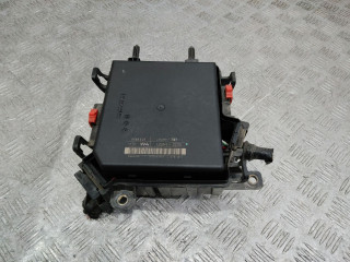 блок предохранителей Renault Scenic 3 поколение 2011, 284B61770R