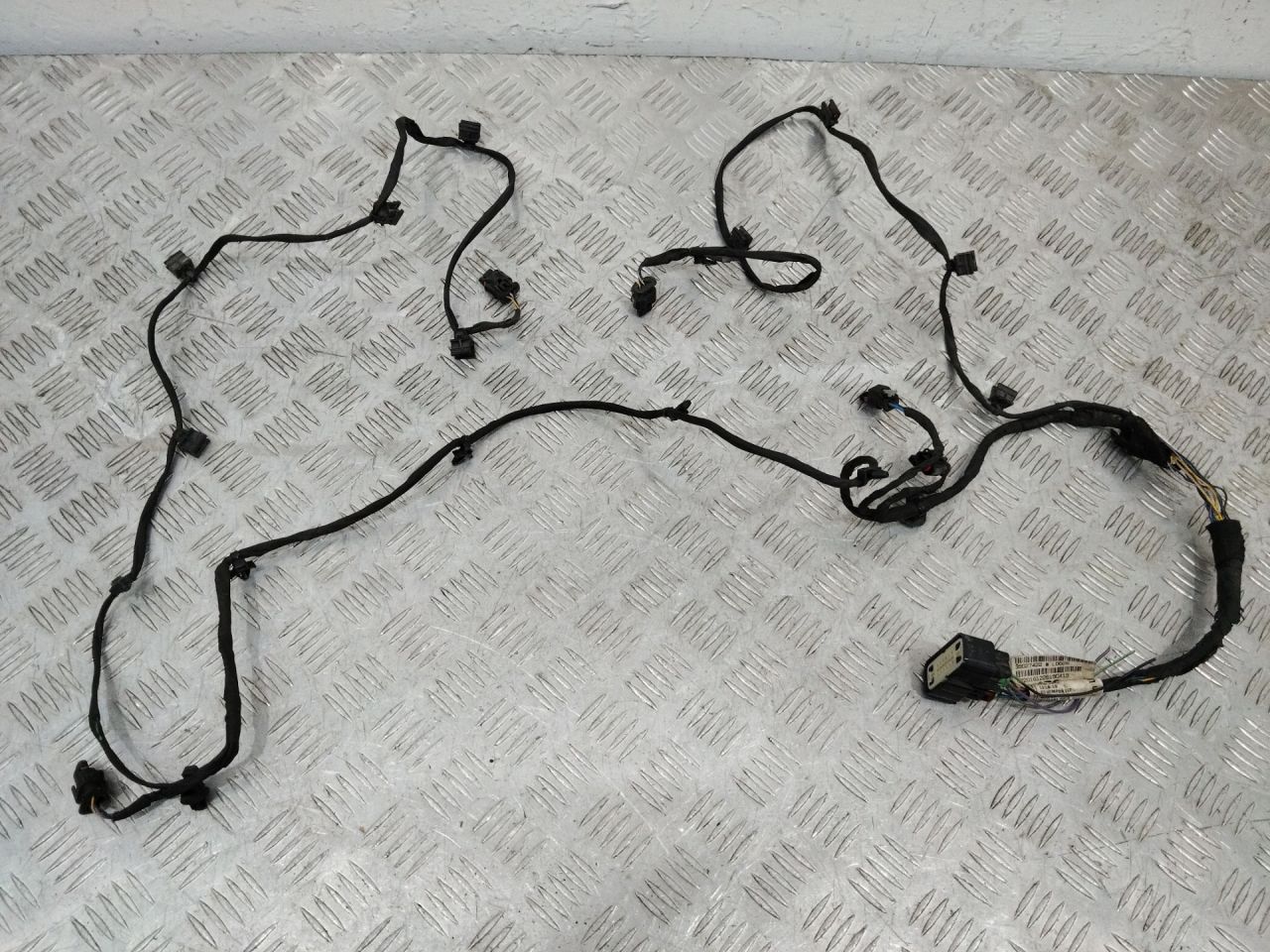 проводка бампера передняя Opel Astra K 2016, 39027422 - фото №1