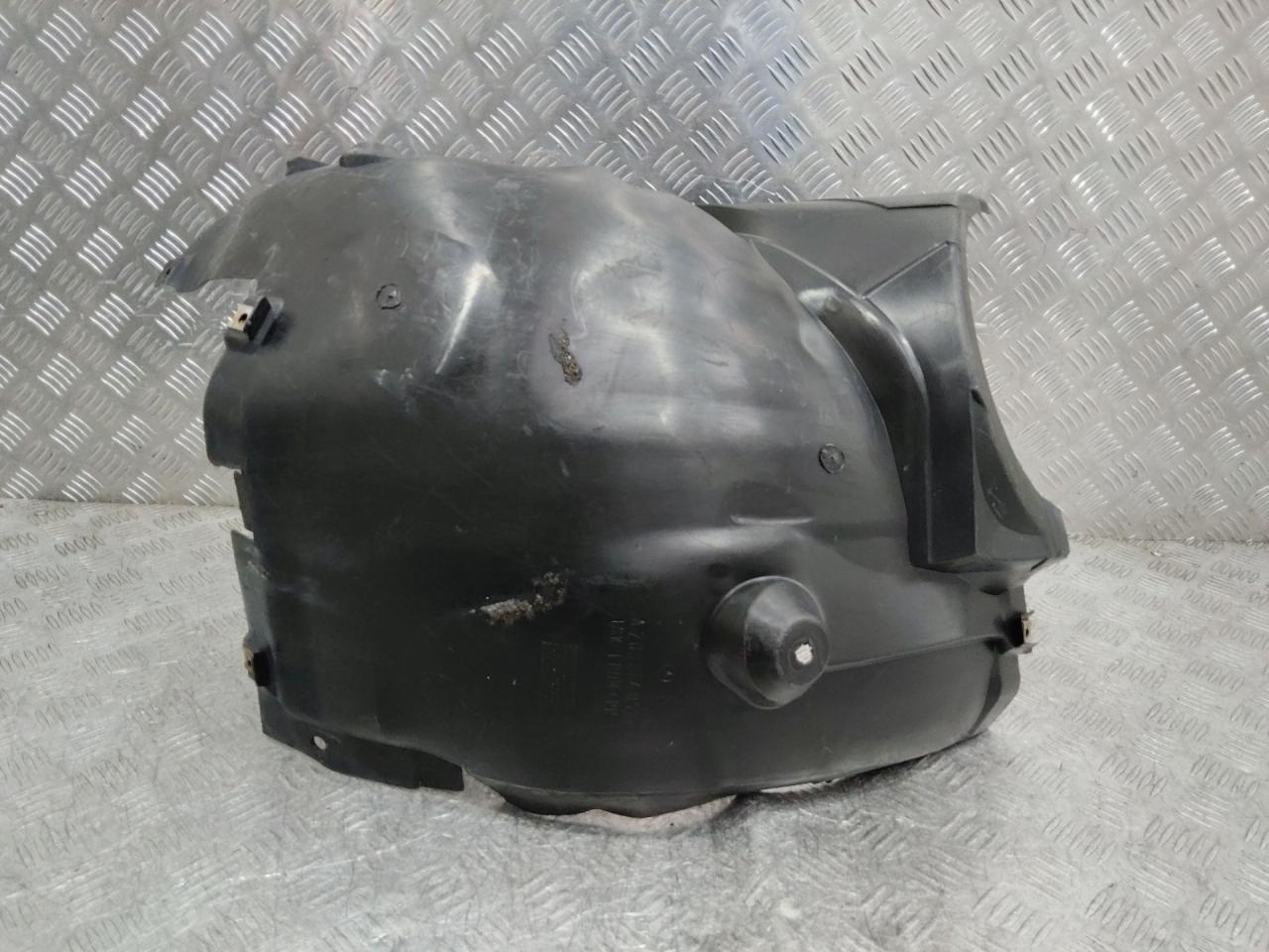 защита арок передняя левая (подкрылок) Mercedes-Benz C-Класс W203/S203/CL203 2003, A2038840522 - фото №1