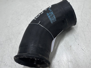 патрубок интеркулера Volkswagen Tiguan 1 поколение 2008, 1.4 л., бензин, 1K0145828C