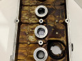 клапанная крышка Audi A6 4B/C5 [рестайлинг] 2004, 1.8 л., бензин, 058103373D, 058103373A, AJH, AMB, APX, AUG, AUQ, AVJ, AWC, AWM, AWP, AWT, BAM, BEX, BFB, AGN, 06A103475P - фото №2