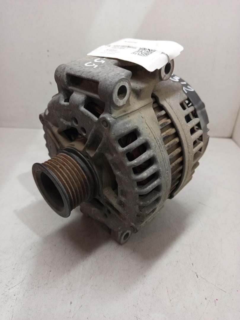 генератор Mercedes-Benz E-Класс W212/S212/C207/A207 2010, бензин, A0131545602, 0121715014 - фото №1